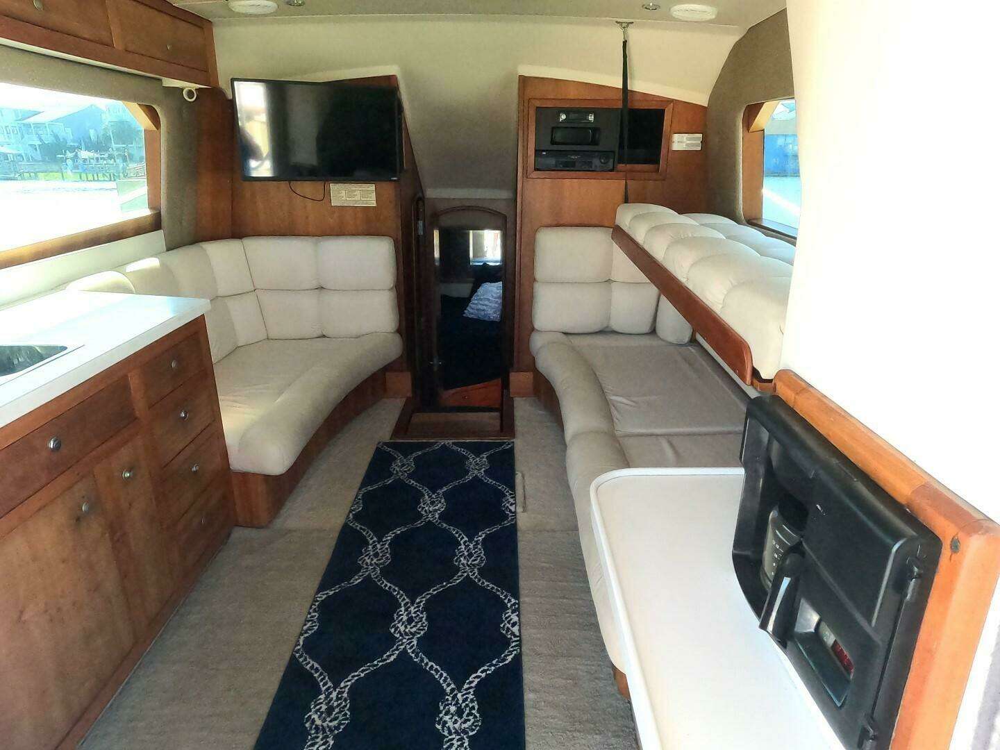 2002 Luhrs 34 Convertible - Image 12