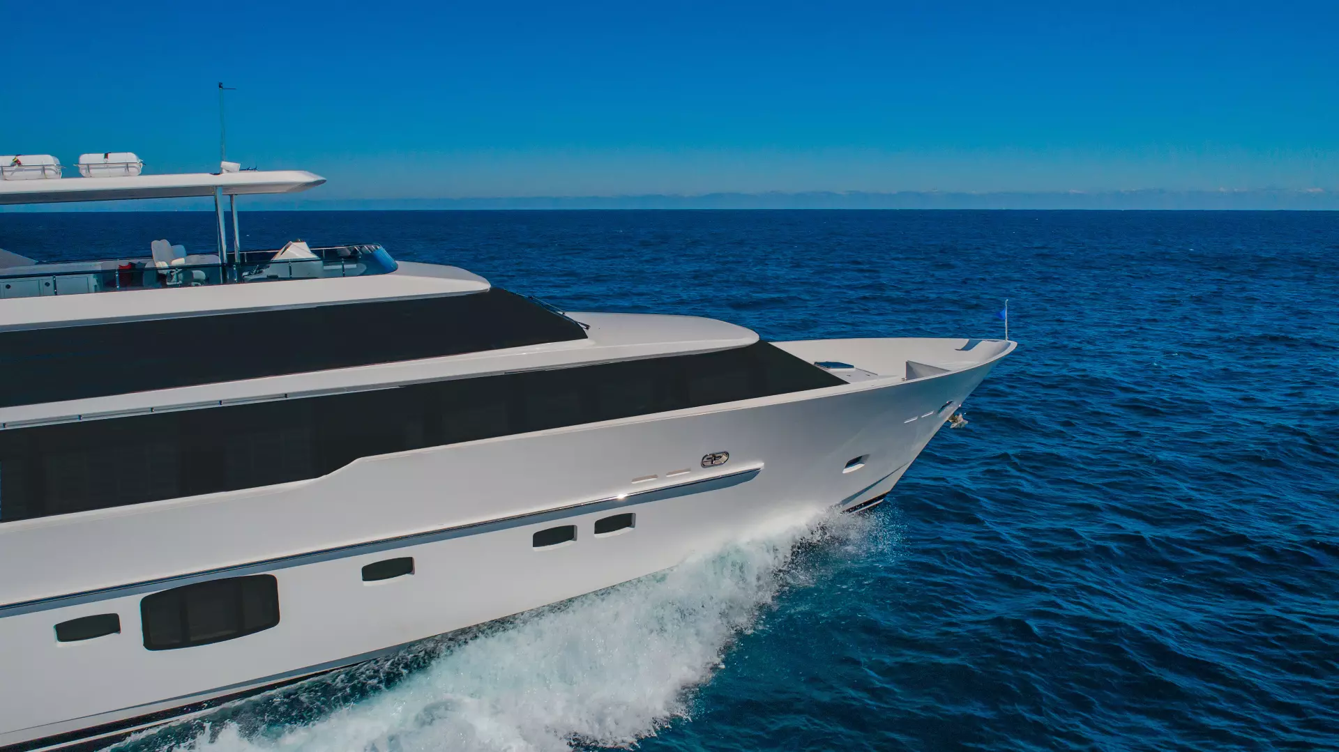 2026 Hargrave Raised Pilothouse - Image 2