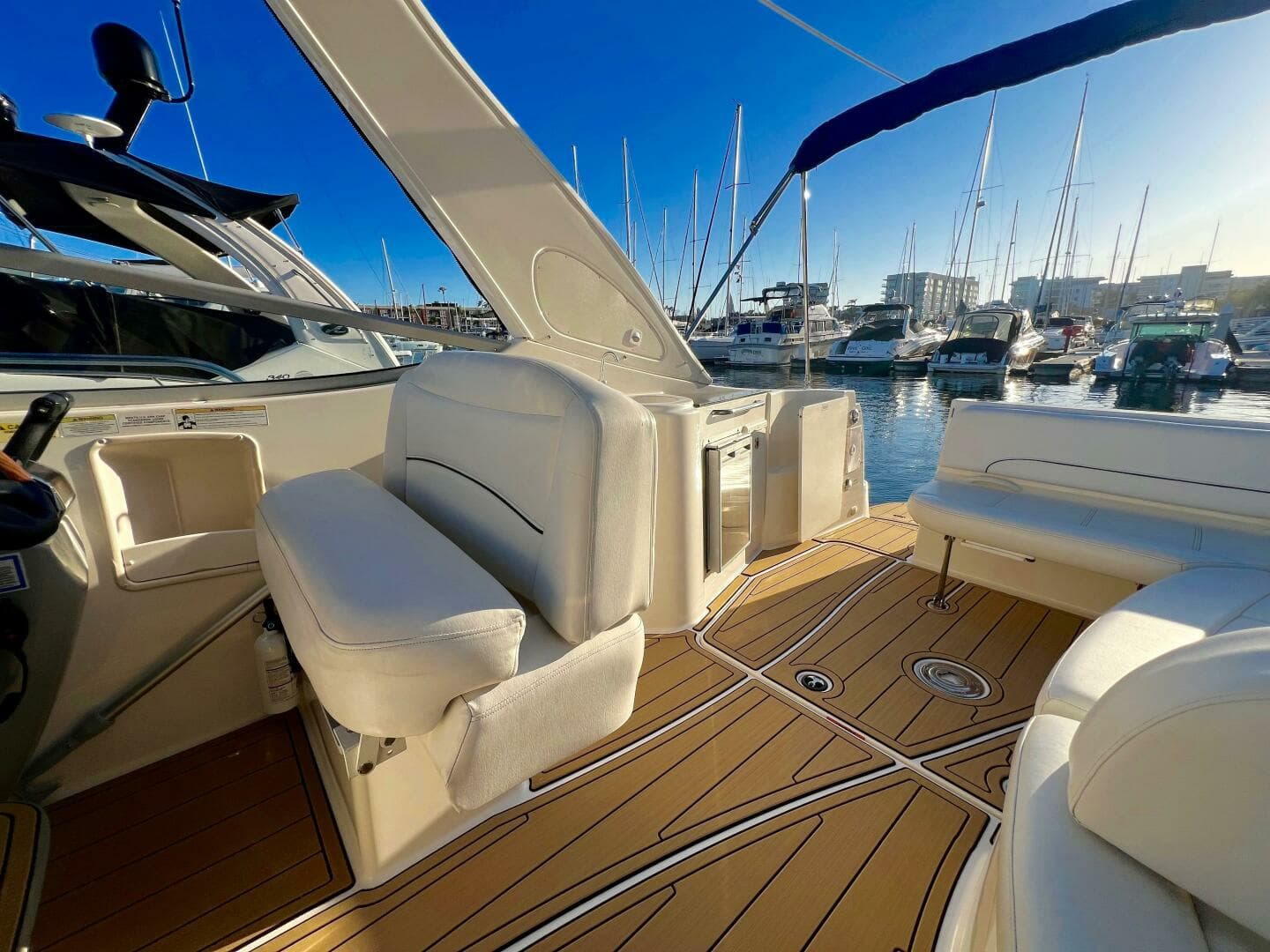 2012 Bayliner 335 - Image 48