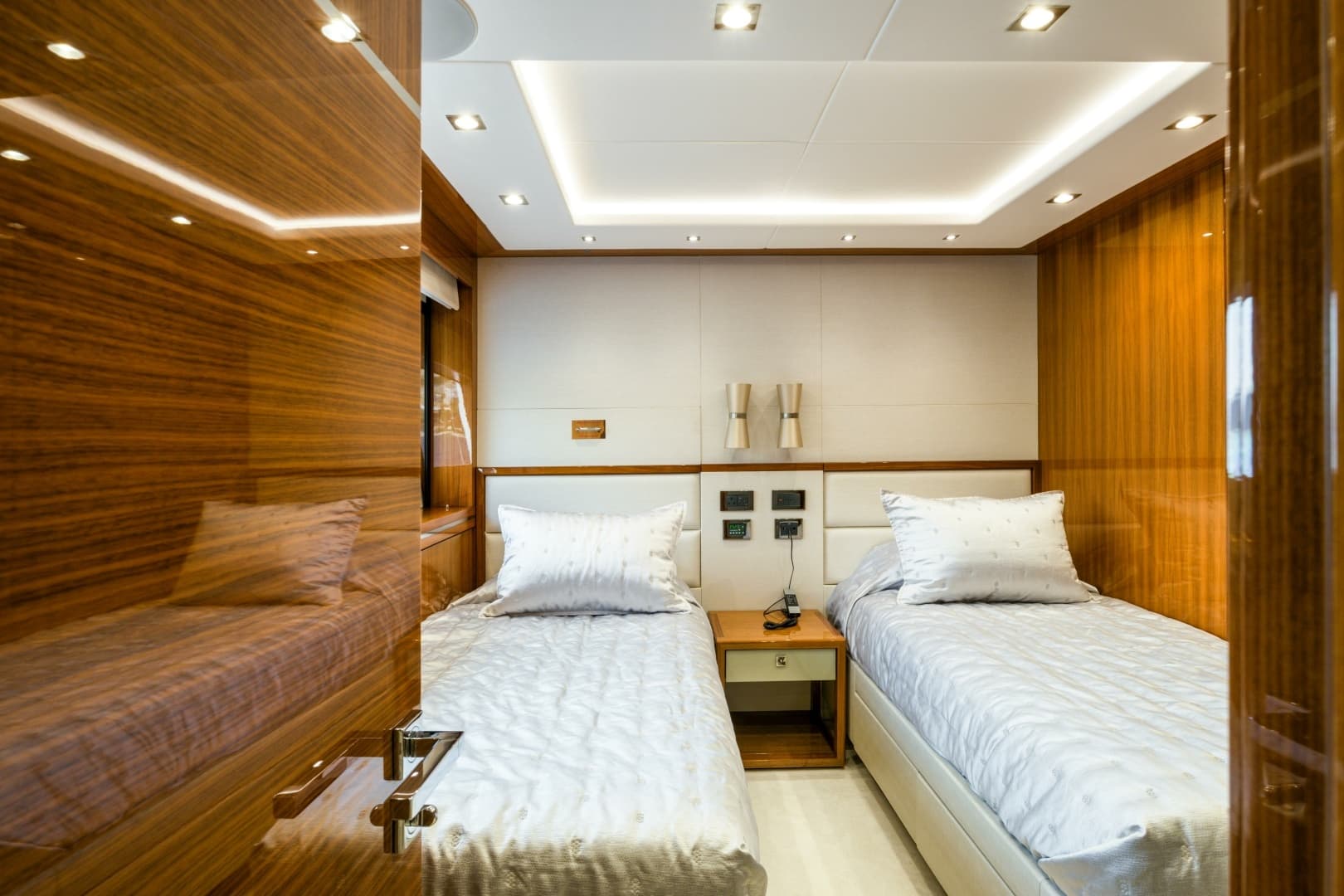 2018 Sunseeker Sunseeker 116 Yacht - Image 37