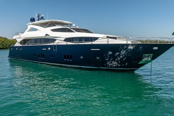2010 Sunseeker 34 Metre Yacht