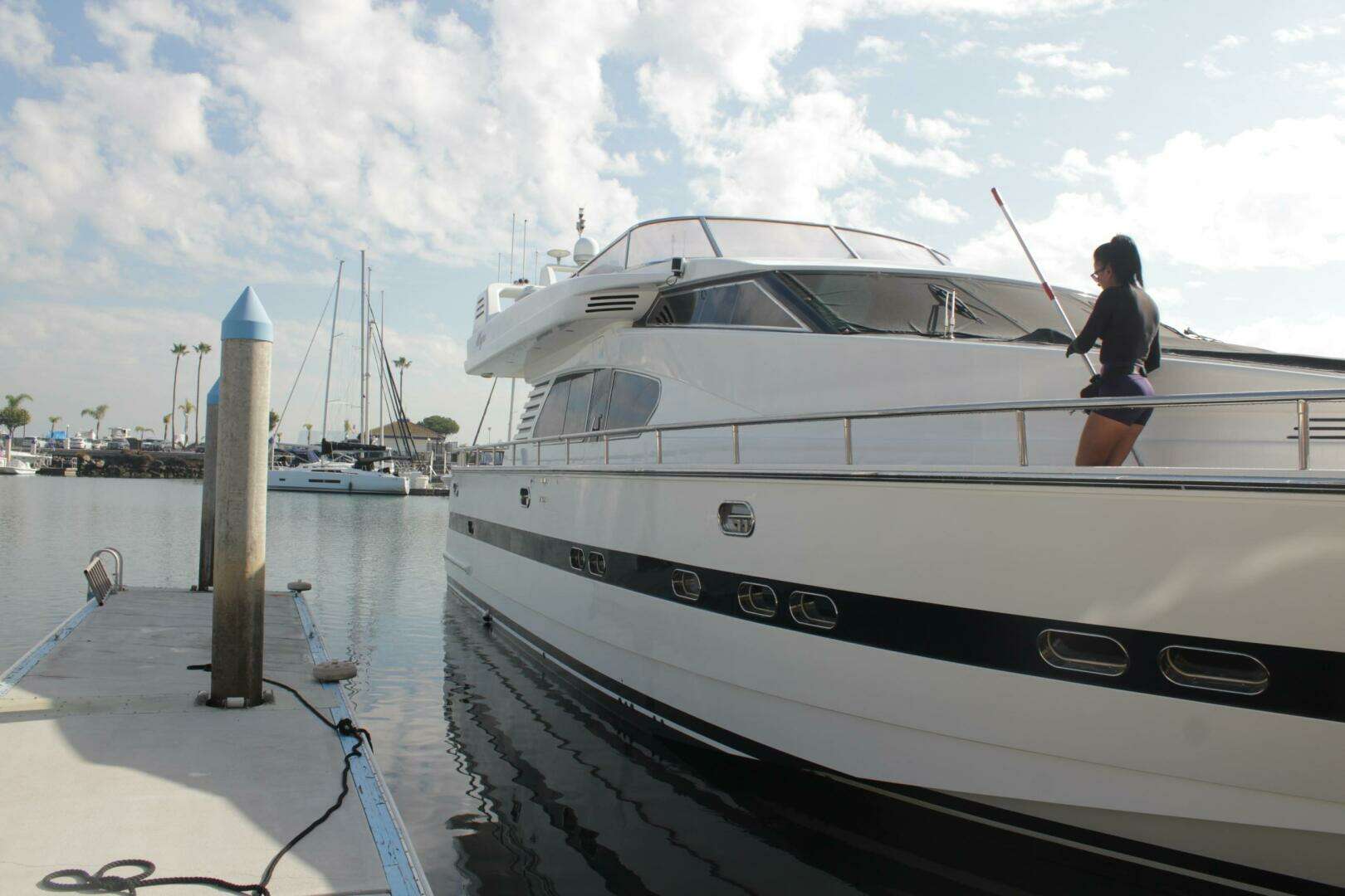 1999 Horizon 70 FLY - Image 4