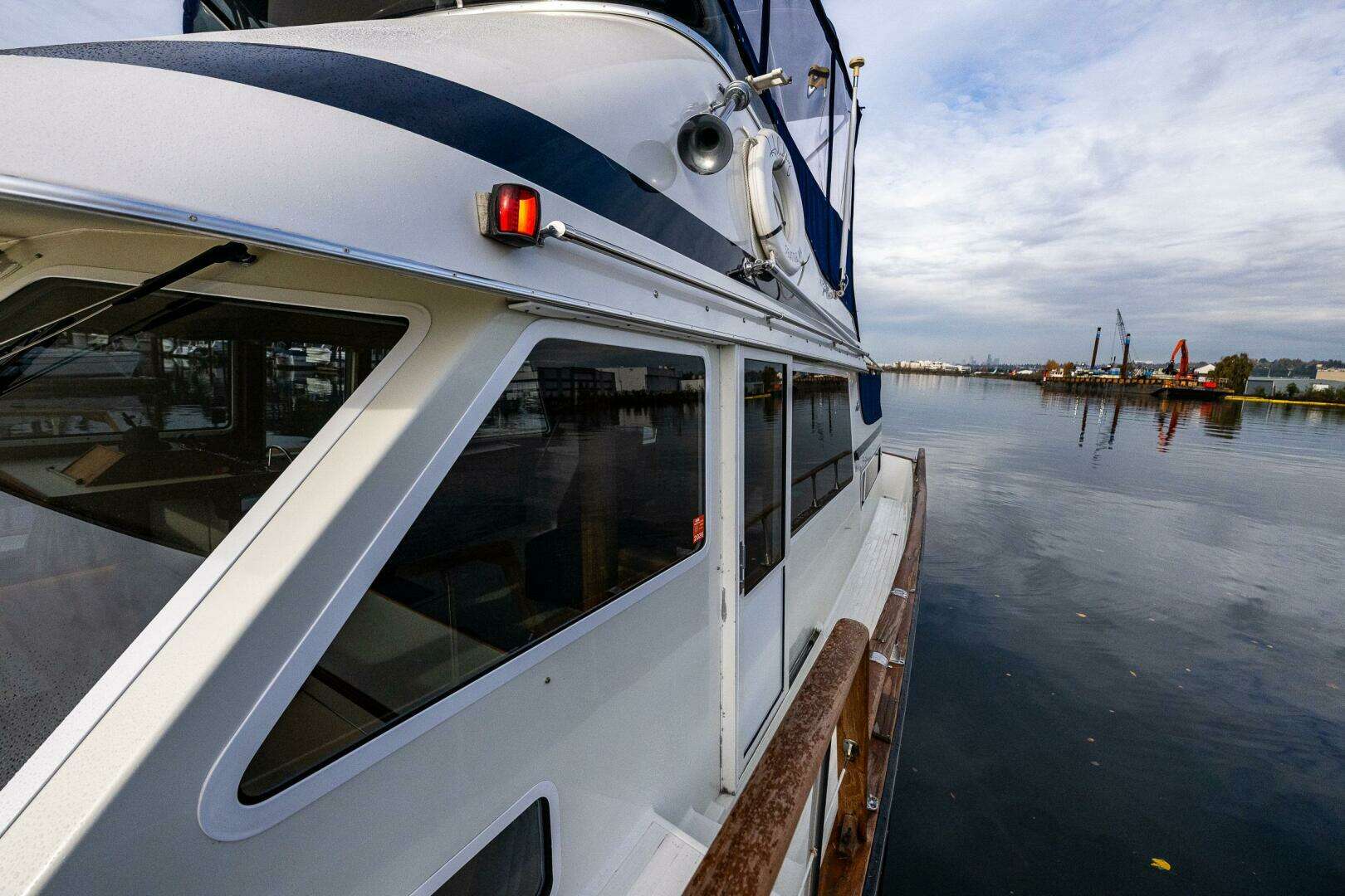 1991 Tollycraft 48 - Image 14
