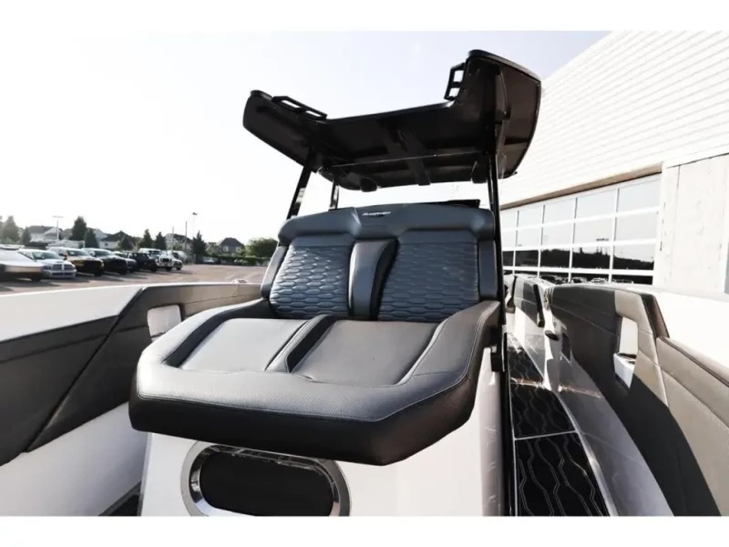 2023 Sunsation 32 CCX - Image 21