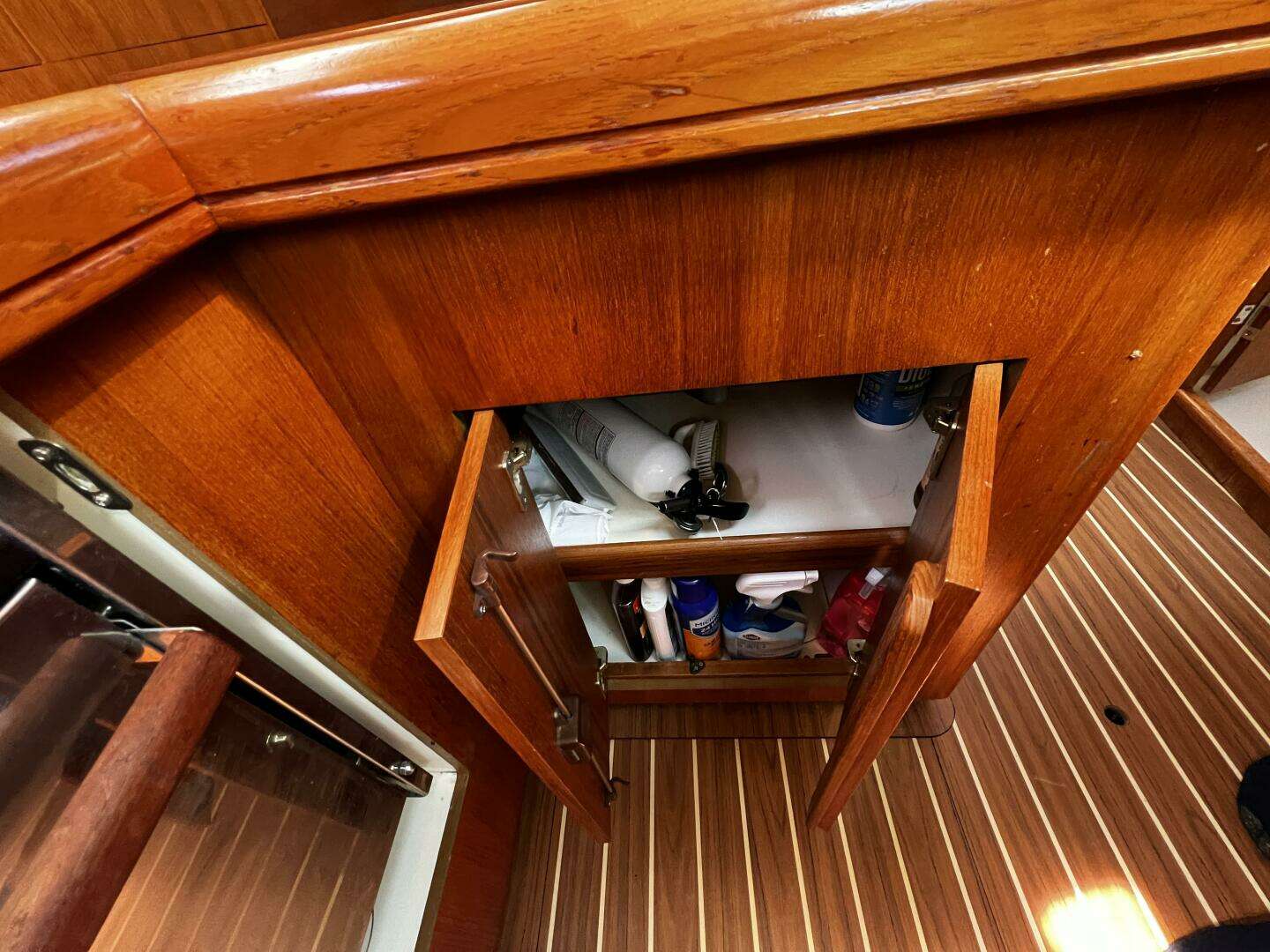 2004 Hunter 33 - Image 69