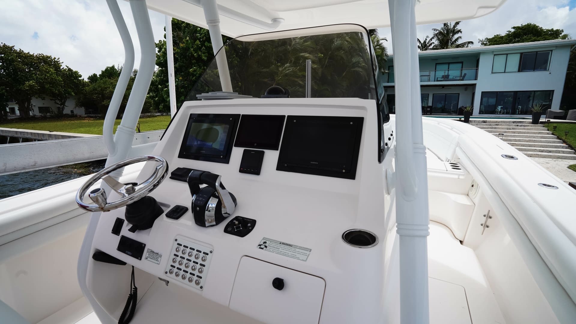 2015 Intrepid — - Image 33