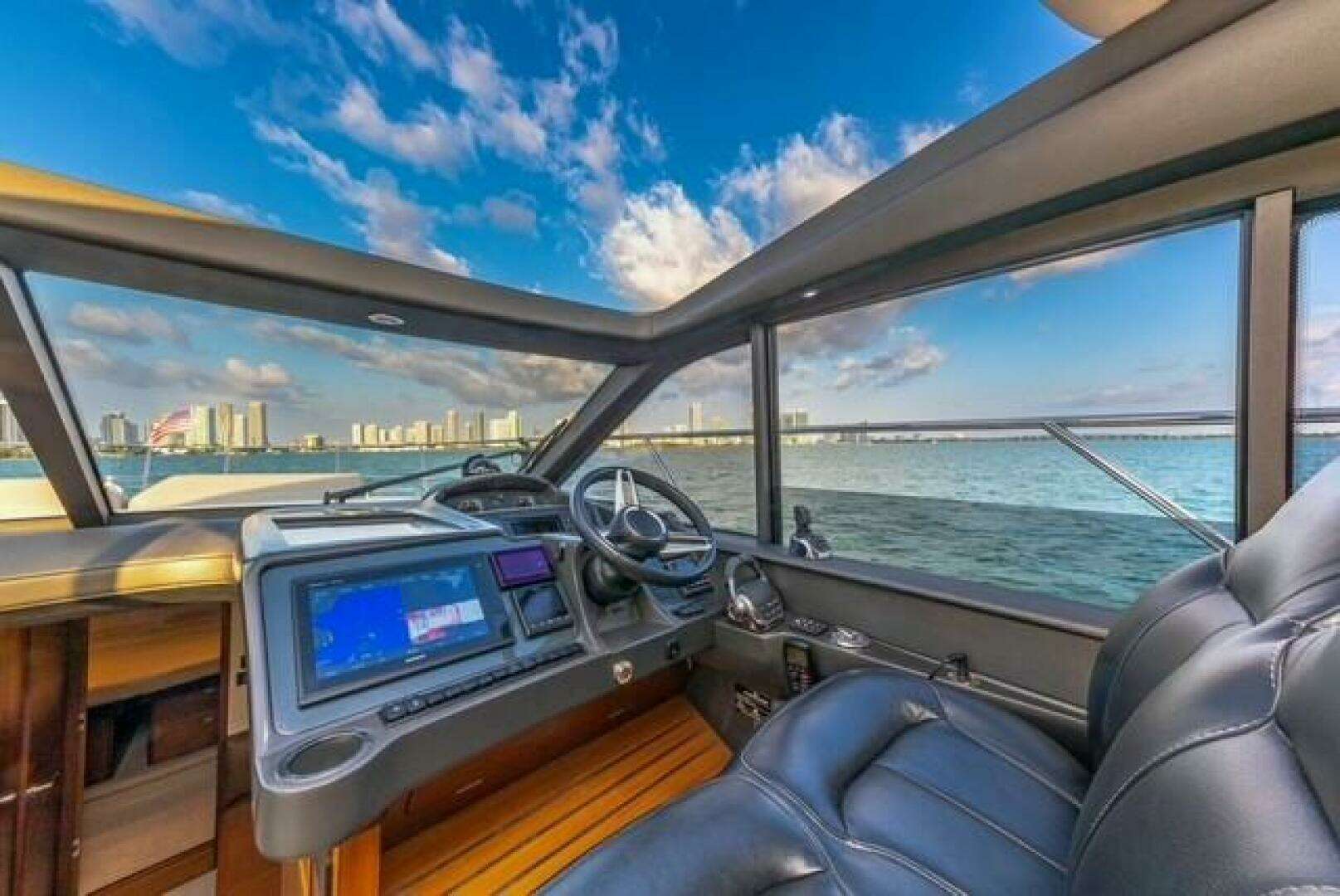 2017 Princess V48 - Image 5
