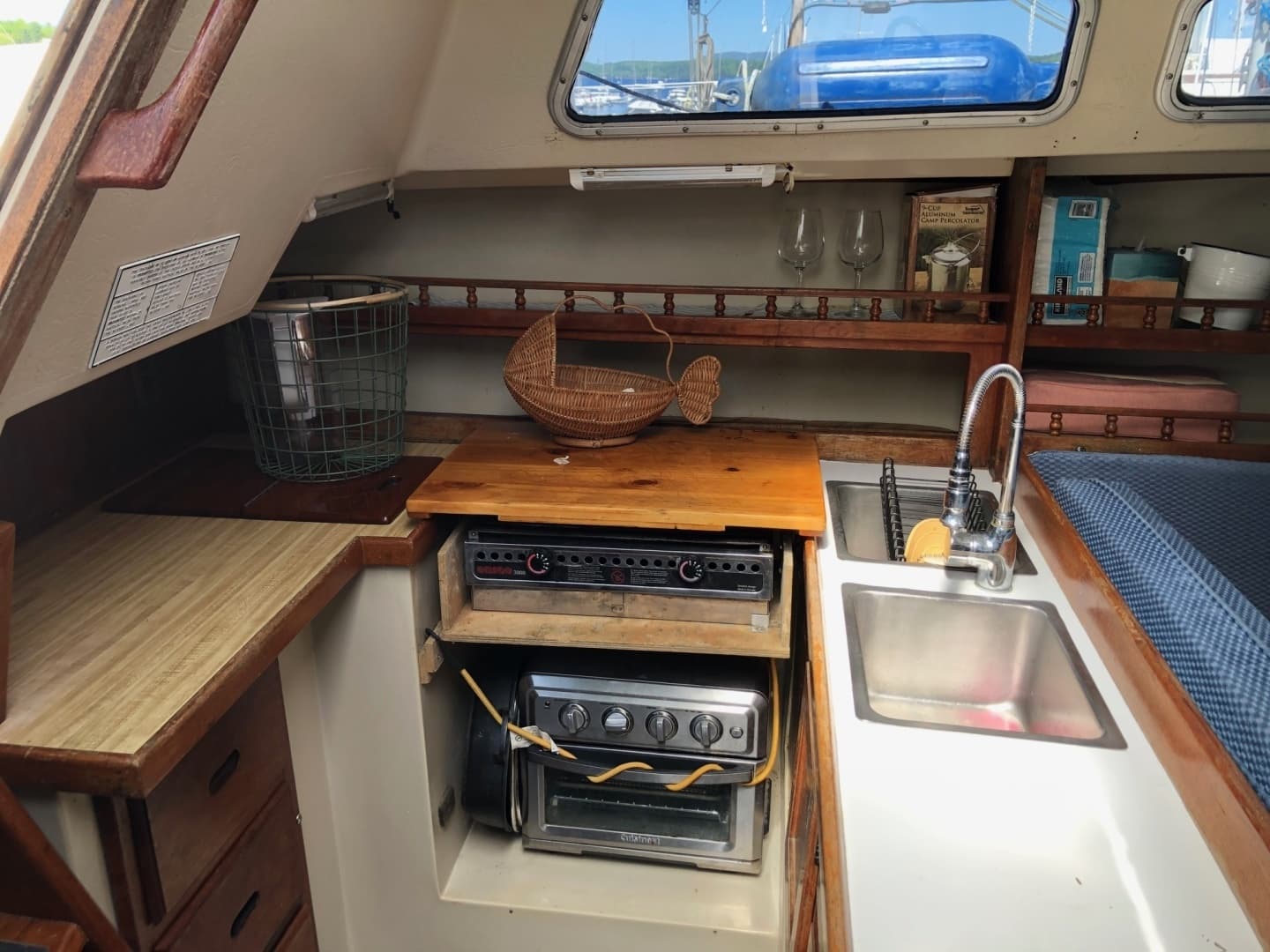1983 Catalina Catalina 30 - Image 8