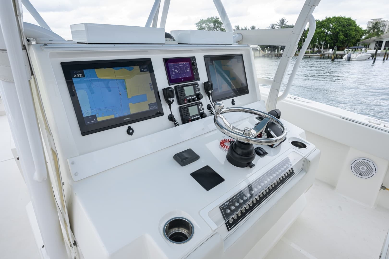 2019 Invincible 42 Open - Image 25