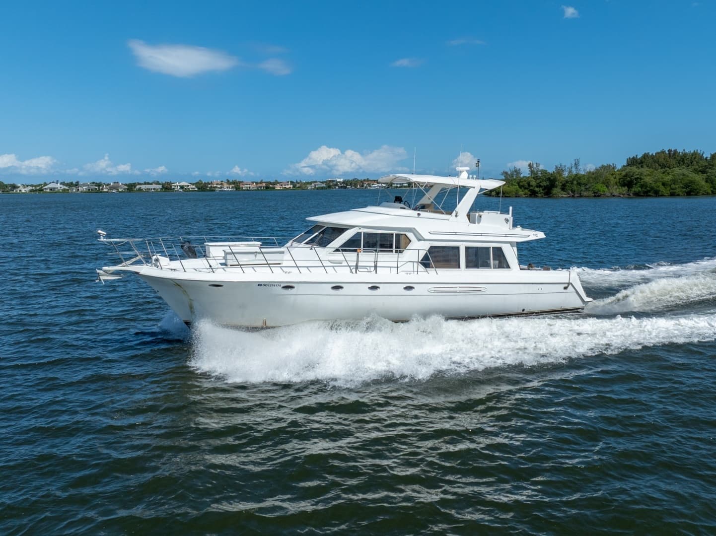 2003 Navigator 5700 - Image 4