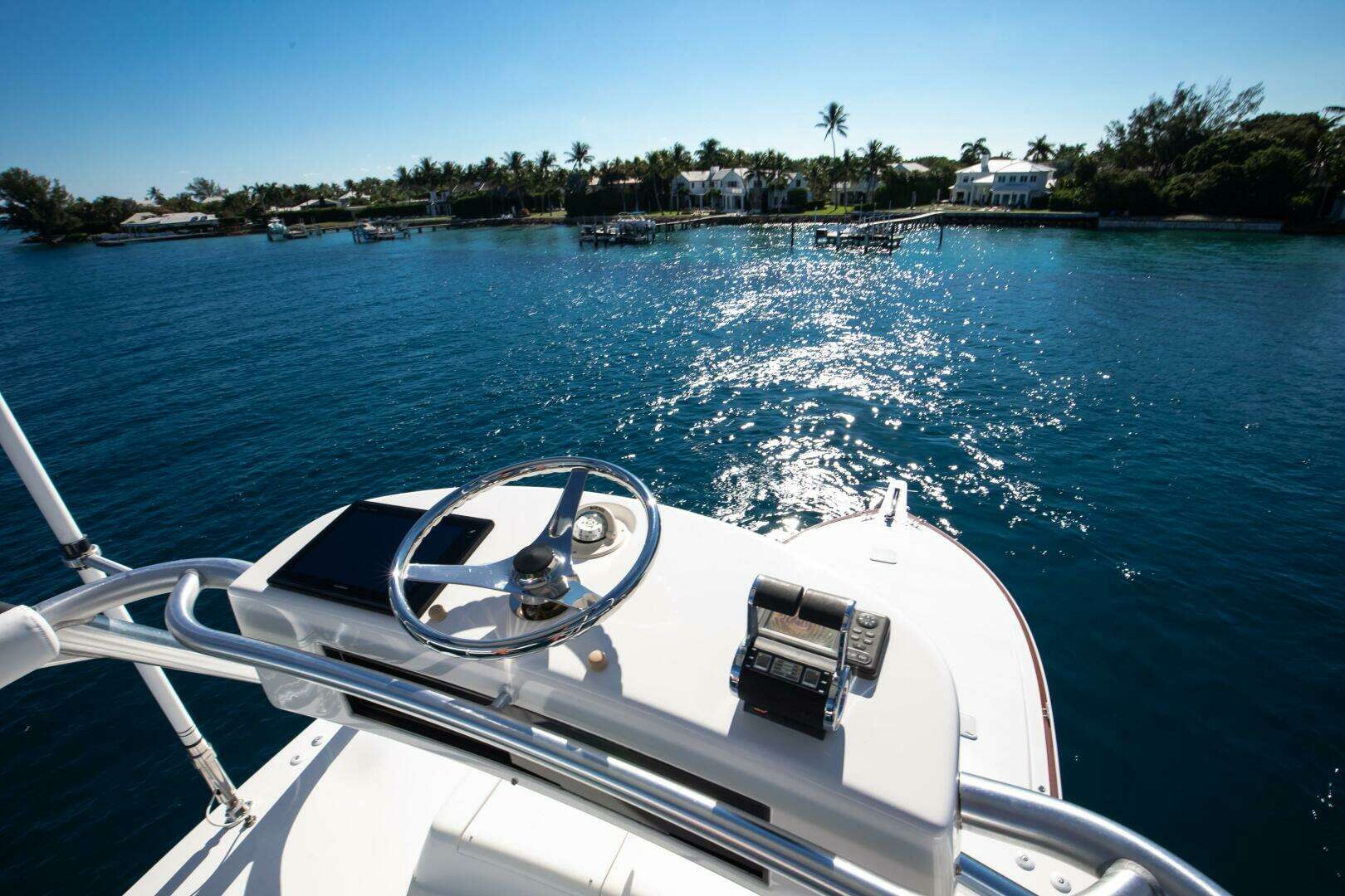 2007 Viking 56 Convertible - Image 16