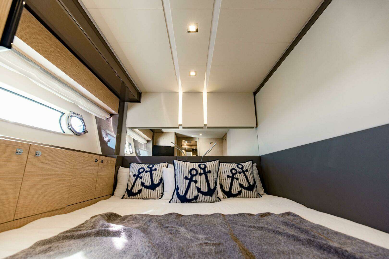2017 Ferretti Yachts 750 - Image 95