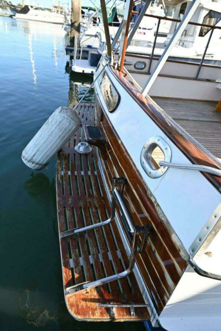 1970 Grand Banks Flybridge Trawler - Image 25