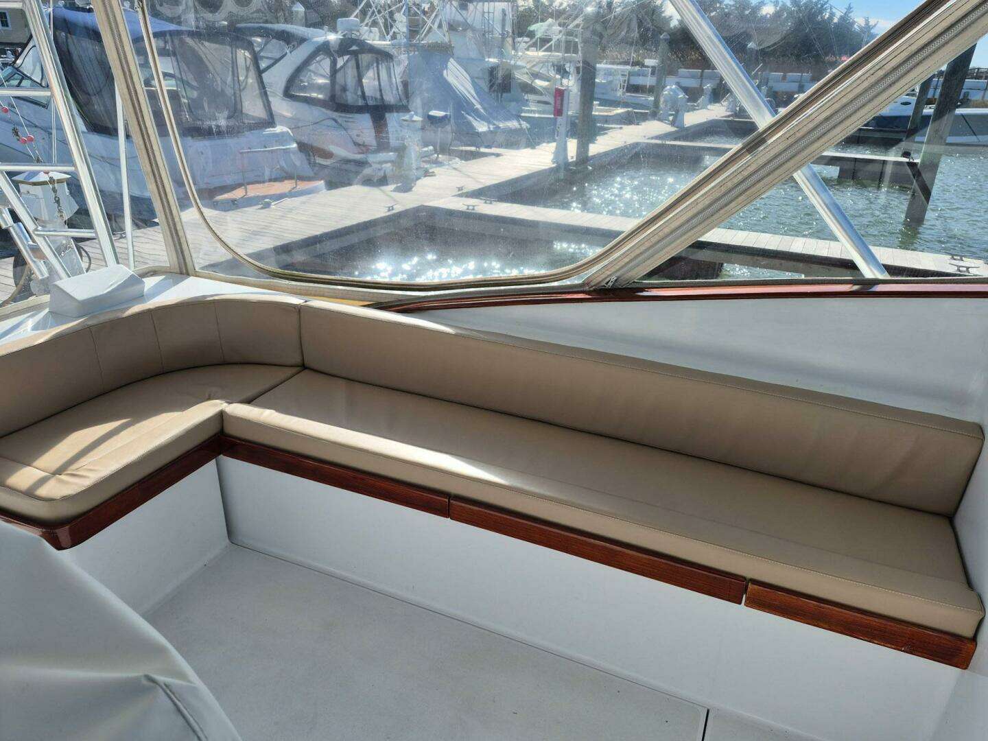 2005 Custom Carolina 40 DeSanti - Image 60