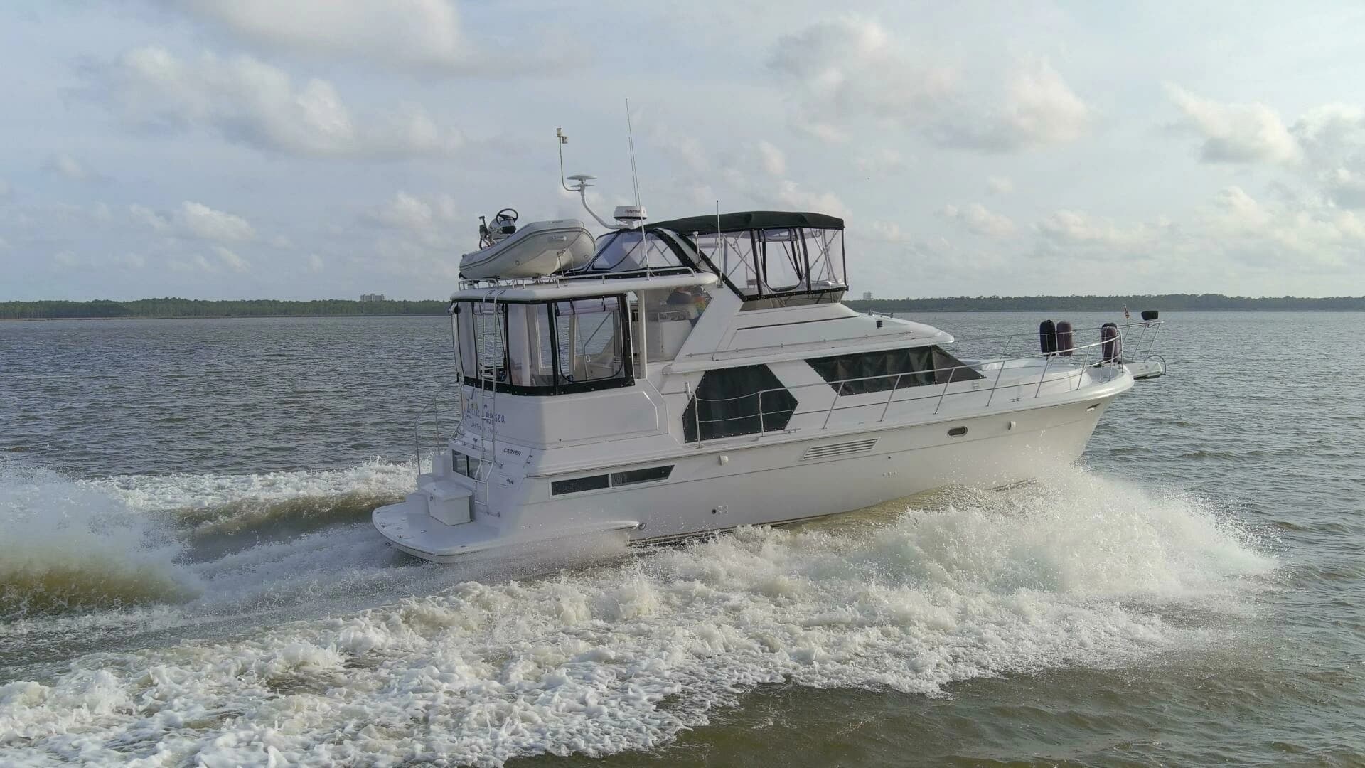 1997 Carver 445 Aft Cabin - Image 26