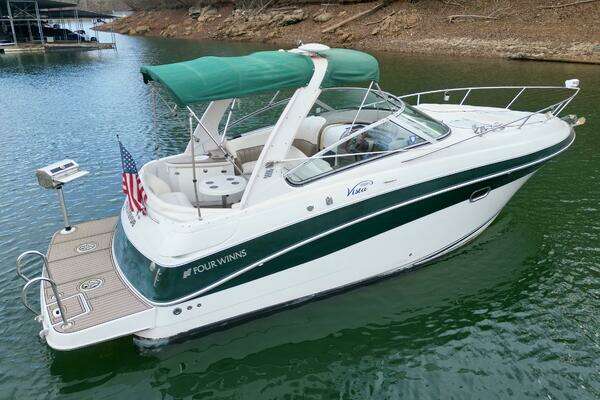 2004 Four Winns Vista 288 - Image 1
