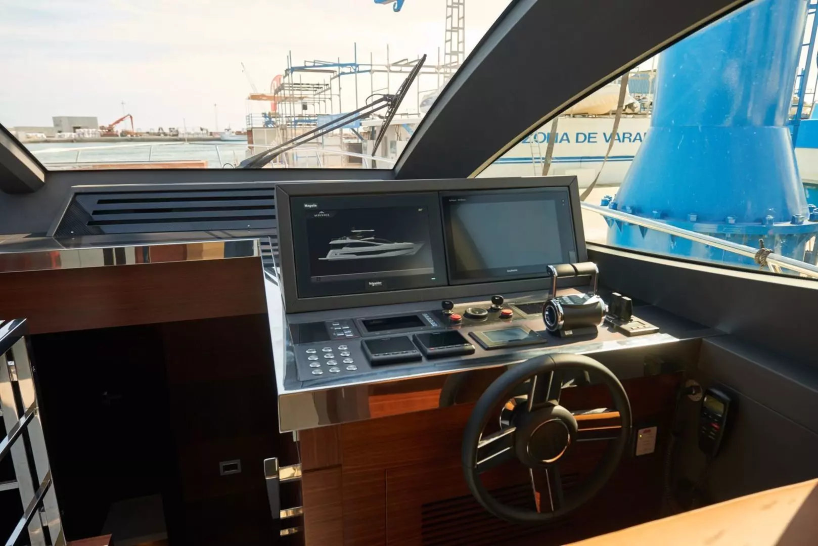 2020 Astondoa 80 Flybridge - Image 6