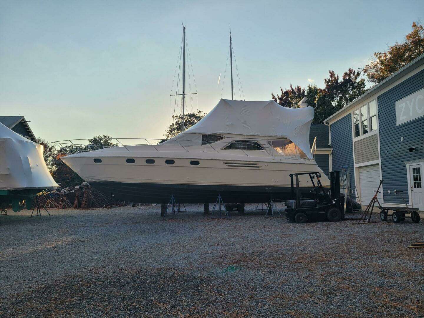 1998 Viking Princess Sport Cruiser - Image 76