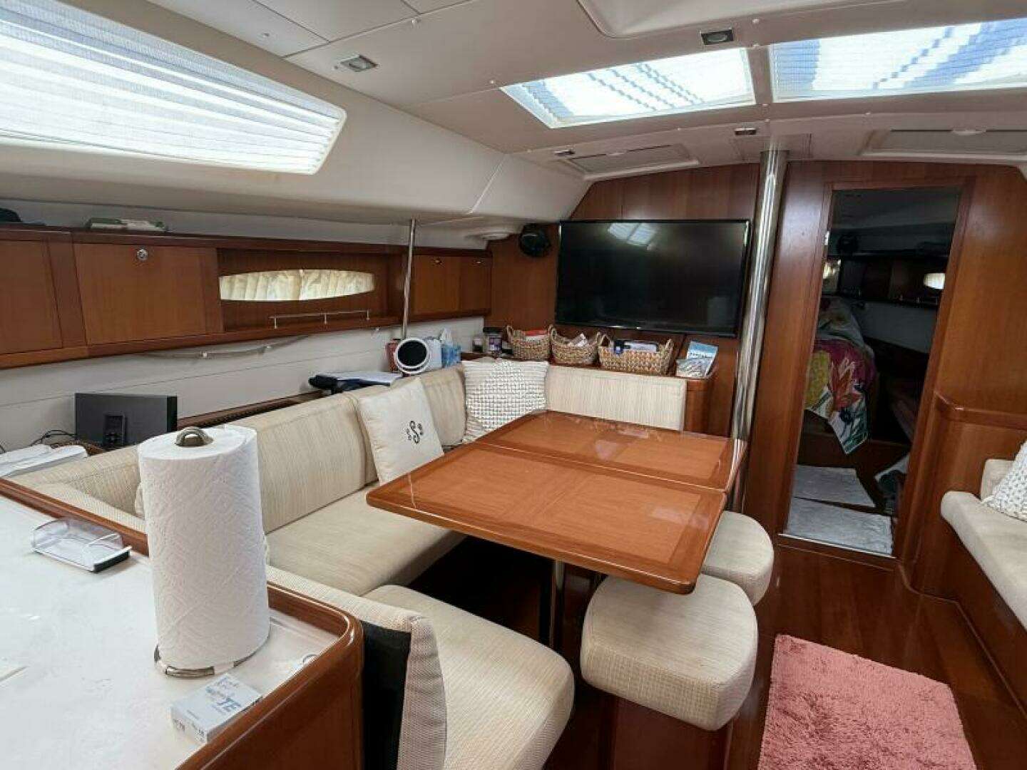 2007 Beneteau 49 - Image 11