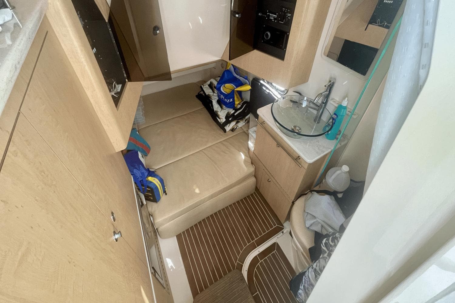 2012 Boston Whaler 370 Outrage - 19