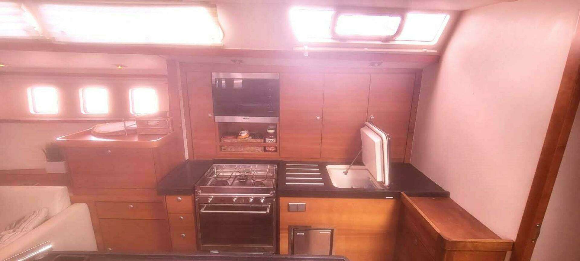 2009 Hanse 630e - Image 19