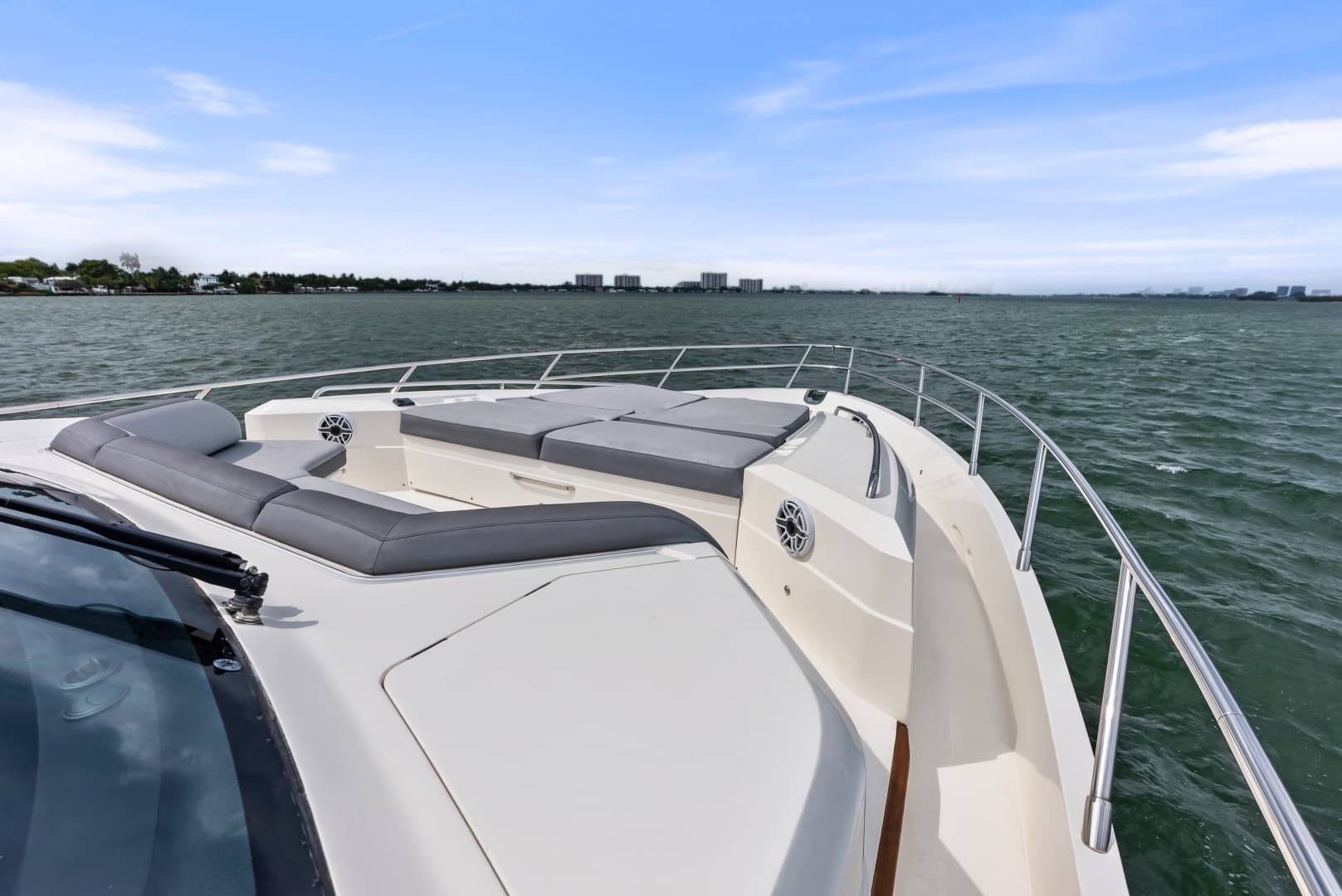 2014 Princess S72 - Image 60