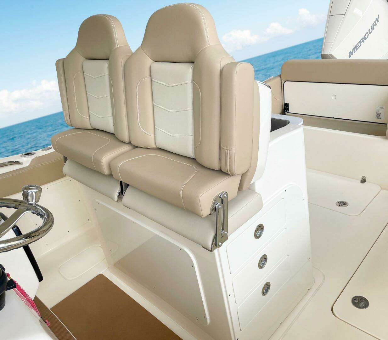 2026 Scout 305 LXF - Image 21