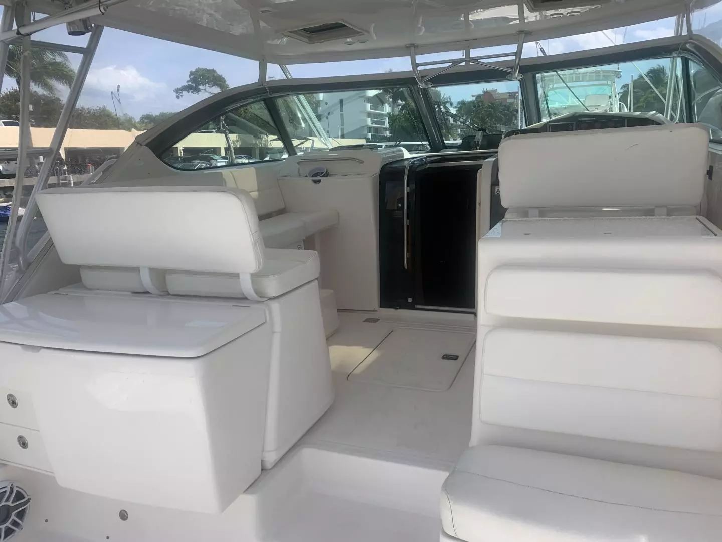 2008 Tiara Yachts 3800 Open - Image 8