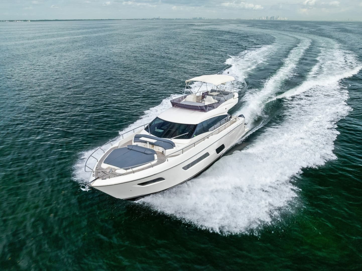 2018 Ferretti Yachts 800 - Image 10