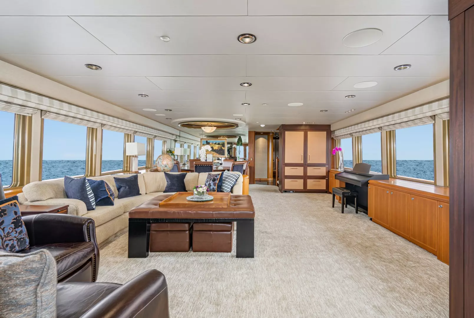 1992 Christensen Tri-Deck Motor Yacht - Image 6