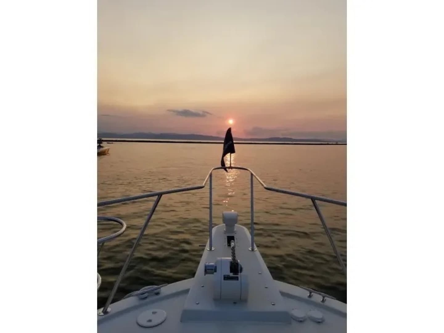 1989 Chris-Craft Catalina 381 - Image 12
