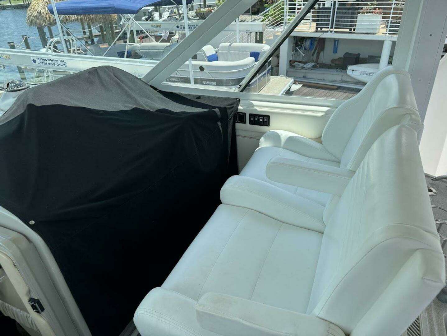 2006 Sea Ray 40 Motoryacht - Image 31