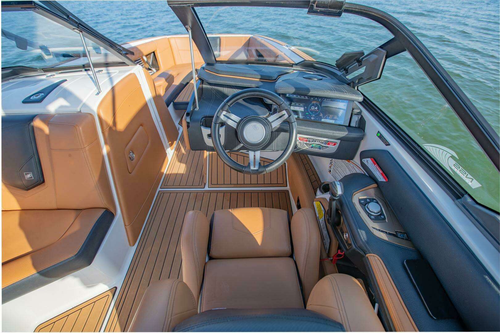 2020 Nautique G25 - Image 10