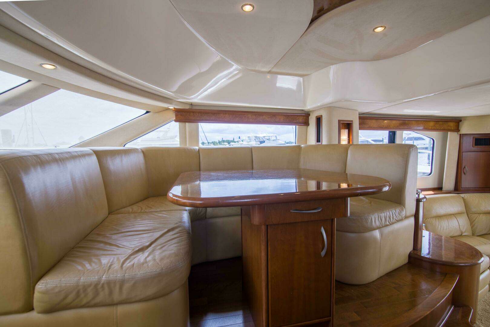 2009 Silverton 52 Ovation - Image 44
