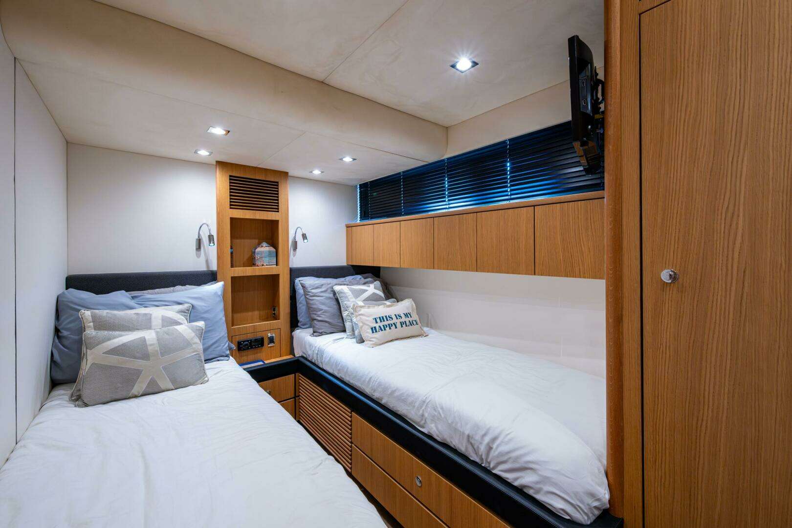 2015 Fairline 78 Squadron - Image 72