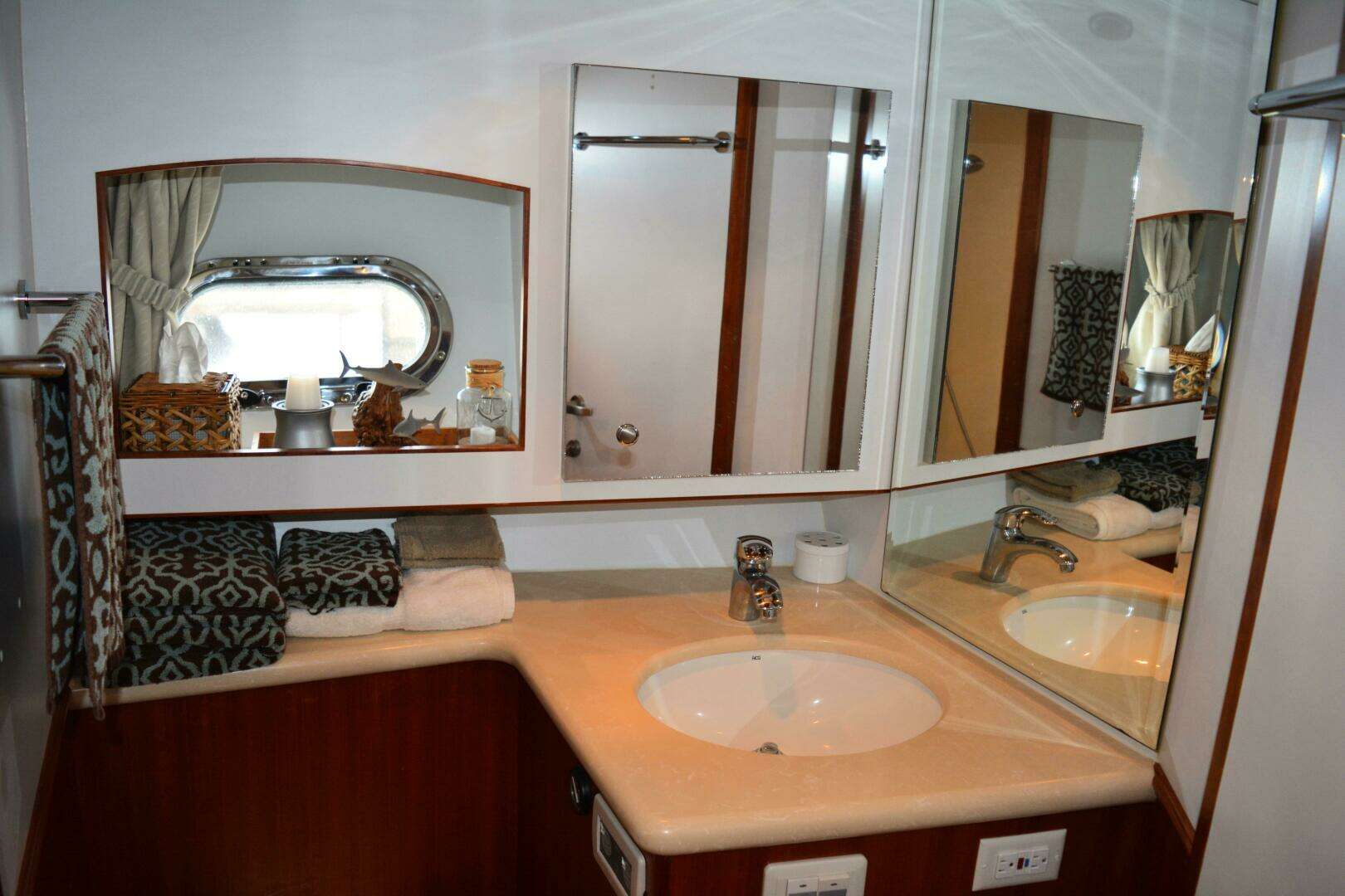 2008 Novatec Islander 60 - Image 41