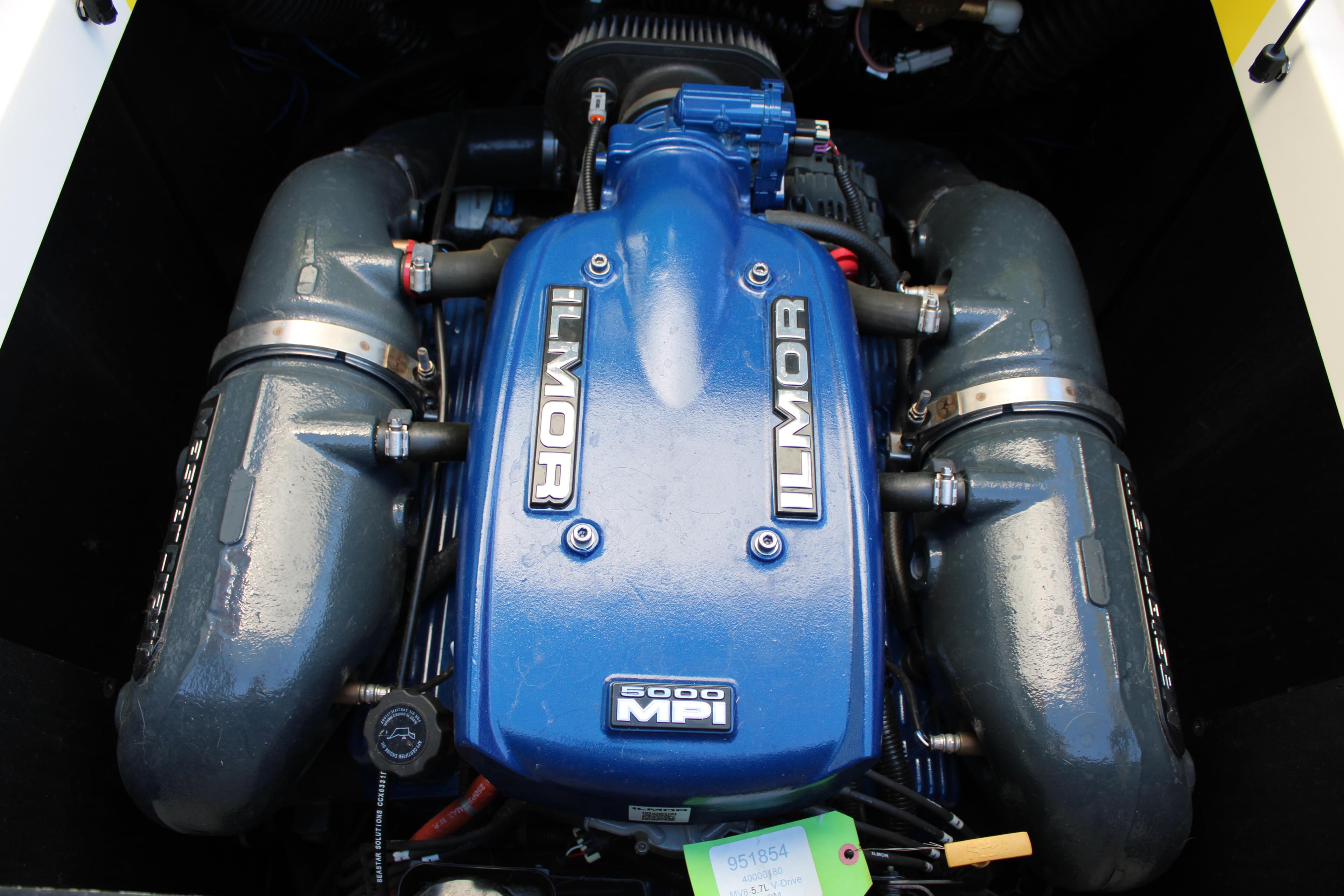 2018 MasterCraft XT22 Ilmor 5000 MPI engine, showcasing powerful marine performance.