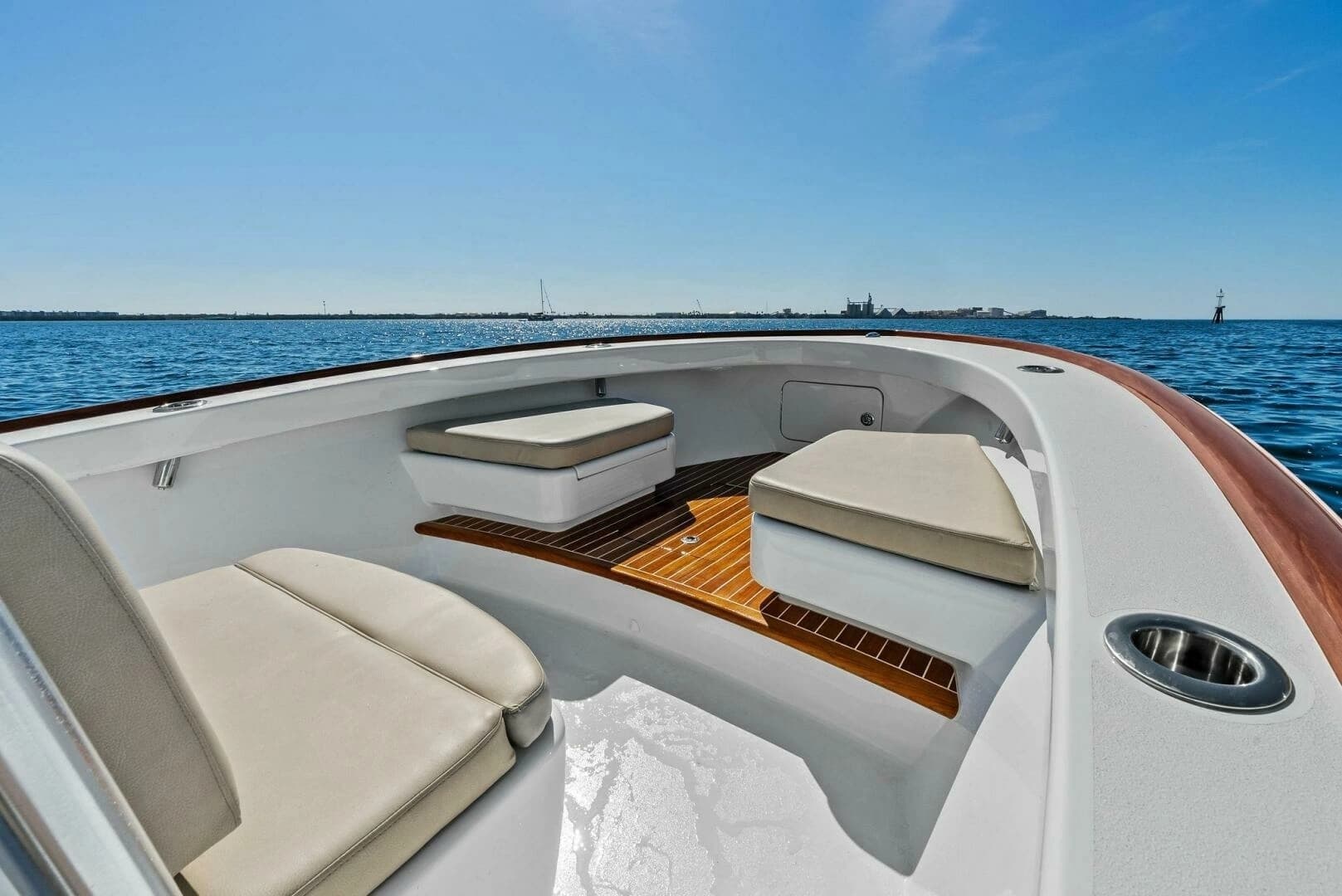 2024 Custom Center Console 26 High Ground Boatworks - Image 5