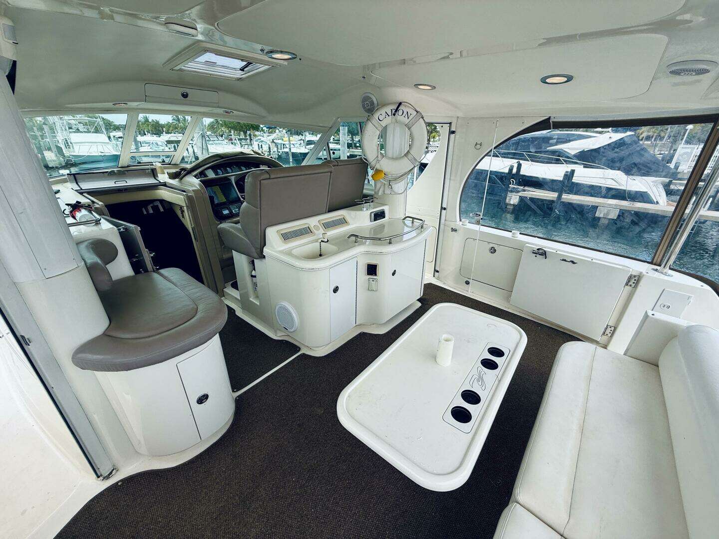 2003 Sea Ray 480 Motor Yacht - Image 19