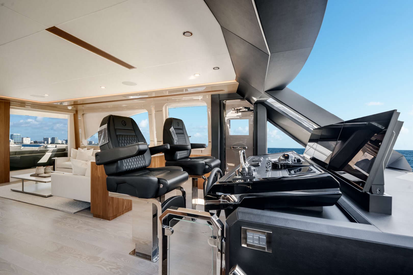 2026 Ocean Alexander 30R - Image 8