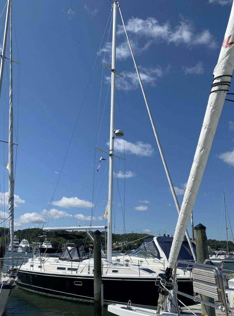 1997 Catalina Morgan 38 - Image 3