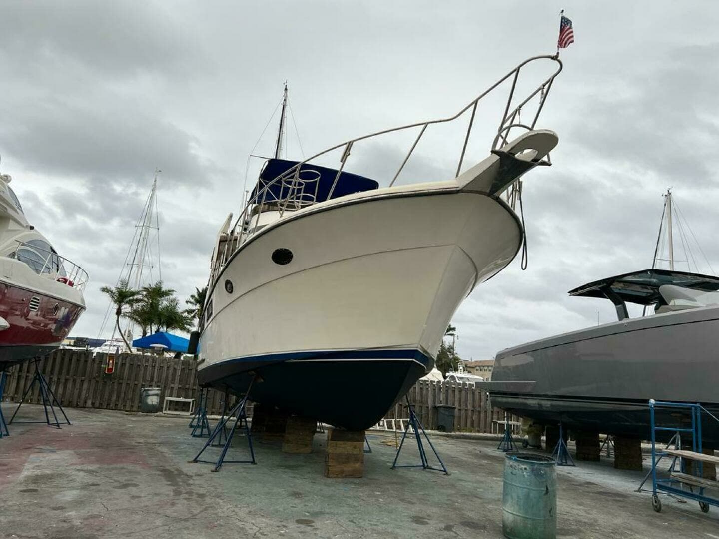 1987 Californian 42 Motor Yacht - Image 39