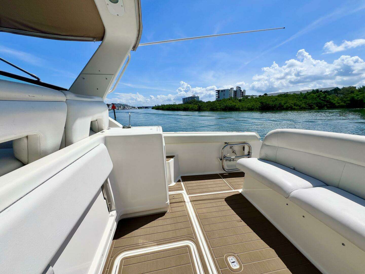 1998 Tiara Yachts 3500 Express - Image 3