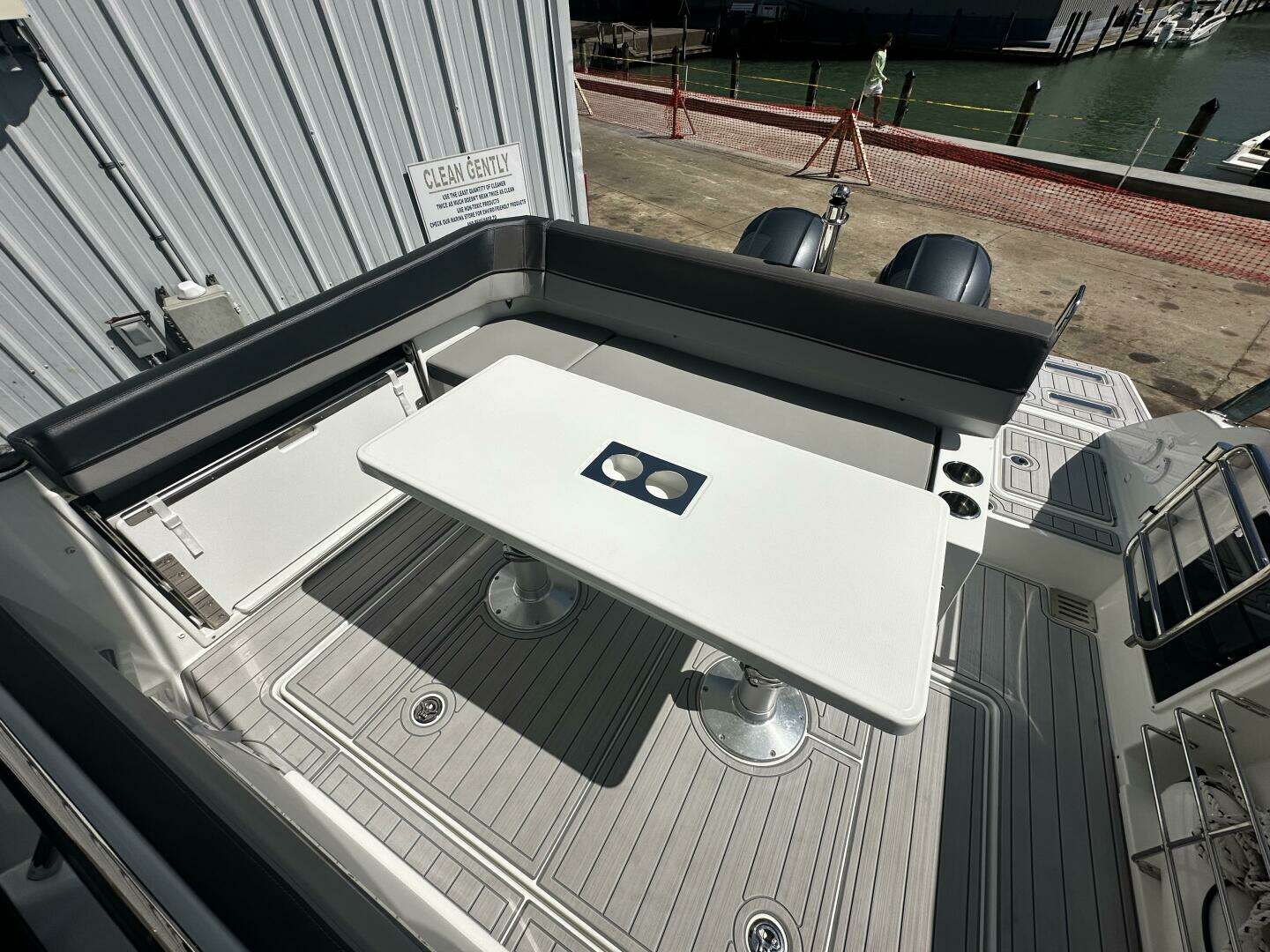 2024 Jeanneau 9.0 Leader - Image 49