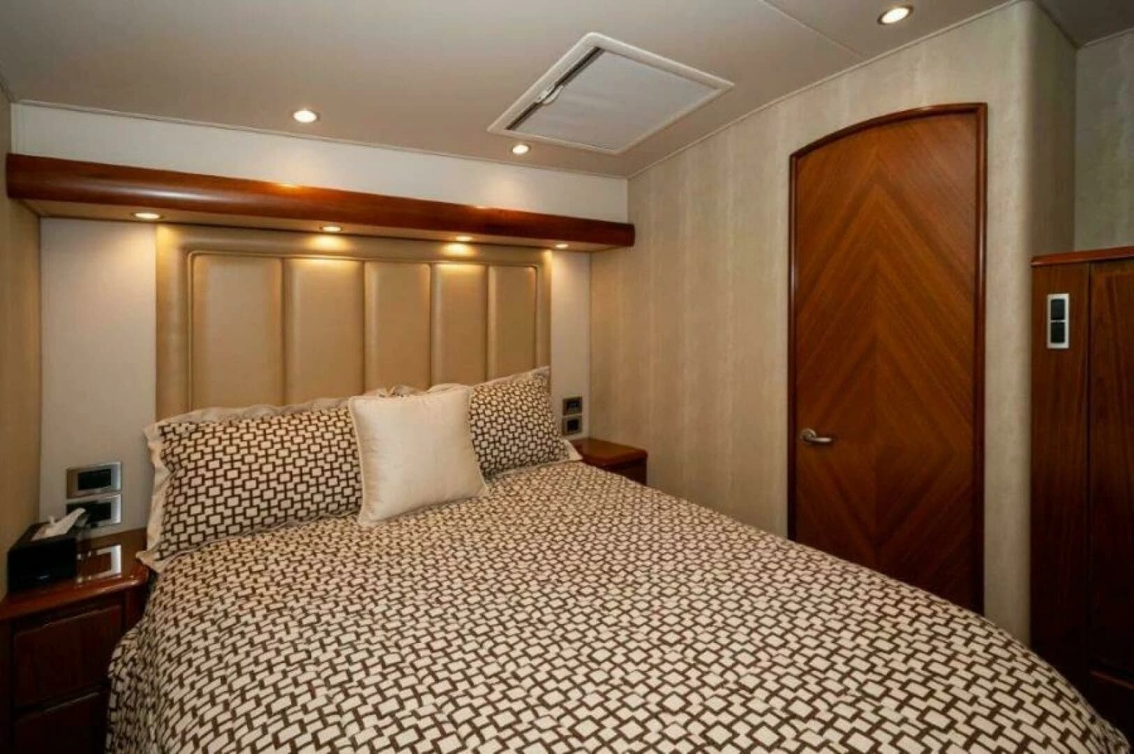 2012 Viking 76 Enclosed Sky Bridge - Image 29
