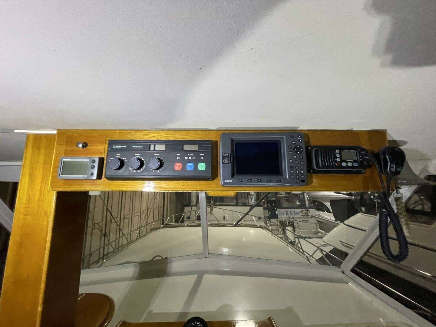 1986 Egg Harbor 40 Motor Yacht - Image 28