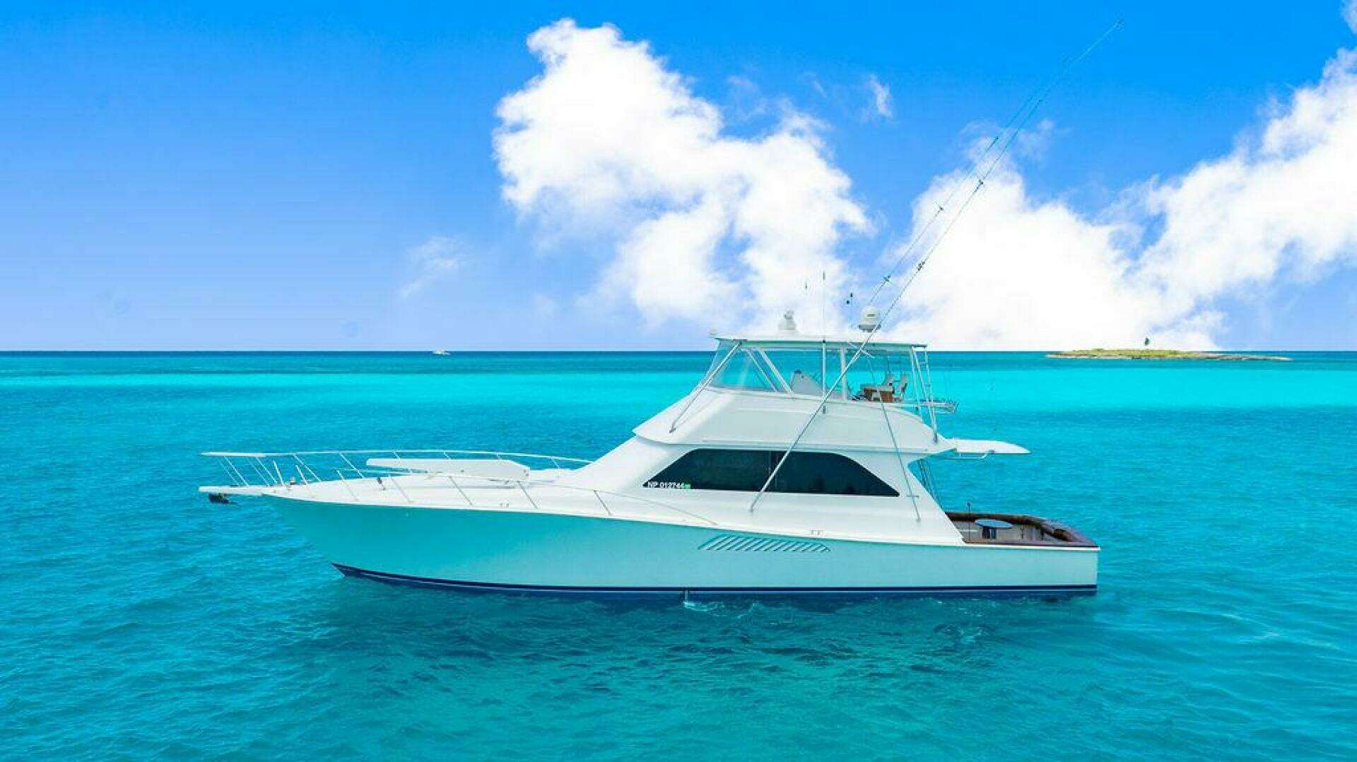 1999 Viking 55 Convertible - Image 13