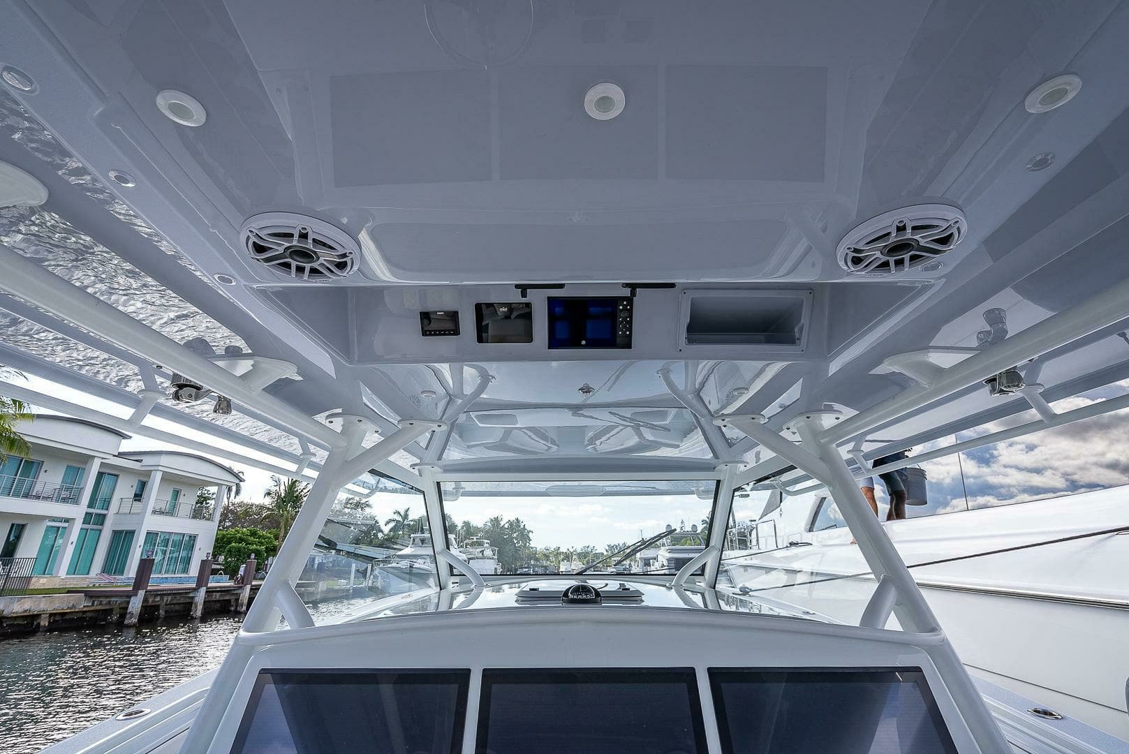 2024 Yellowfin 54 Offshore - Image 33