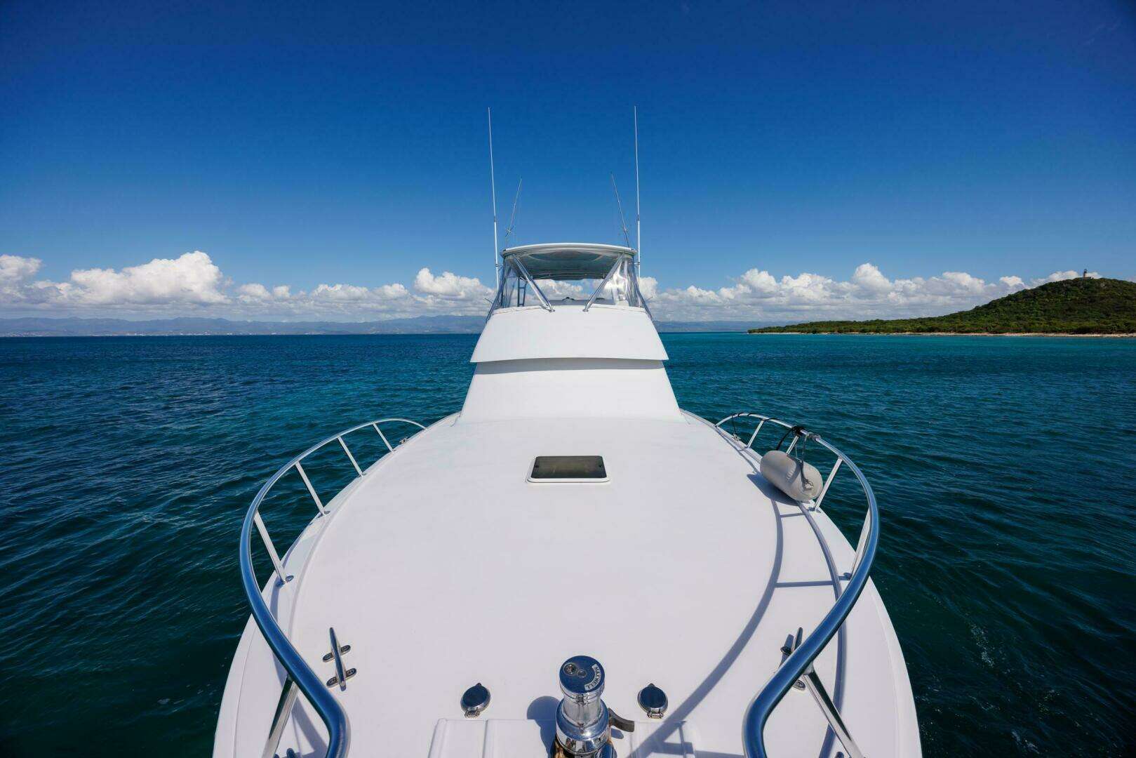 2005 Hatteras 50 Convertible - Image 51