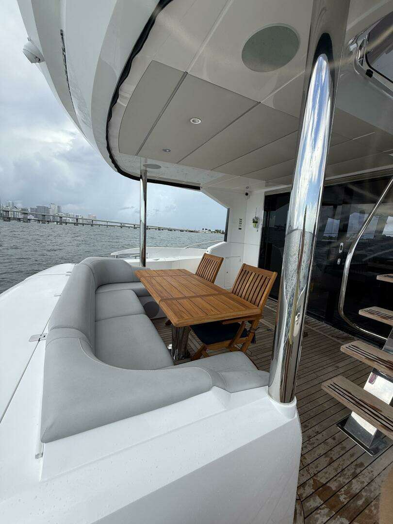 2022 Sunseeker Manhattan 68 - Image 12